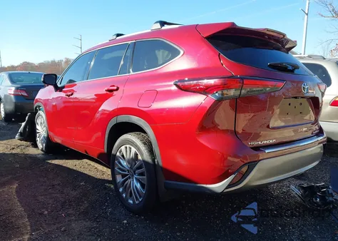 2023 Toyota Highlander Hybrid Platinum из США, поврежденный, VIN 5TDEBRCH3PS118640